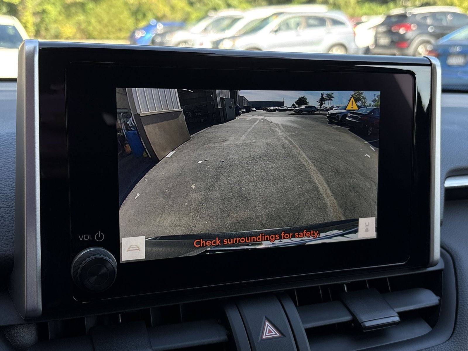 Used 2025 Toyota RAV4 LE AWD/4WD image 19
