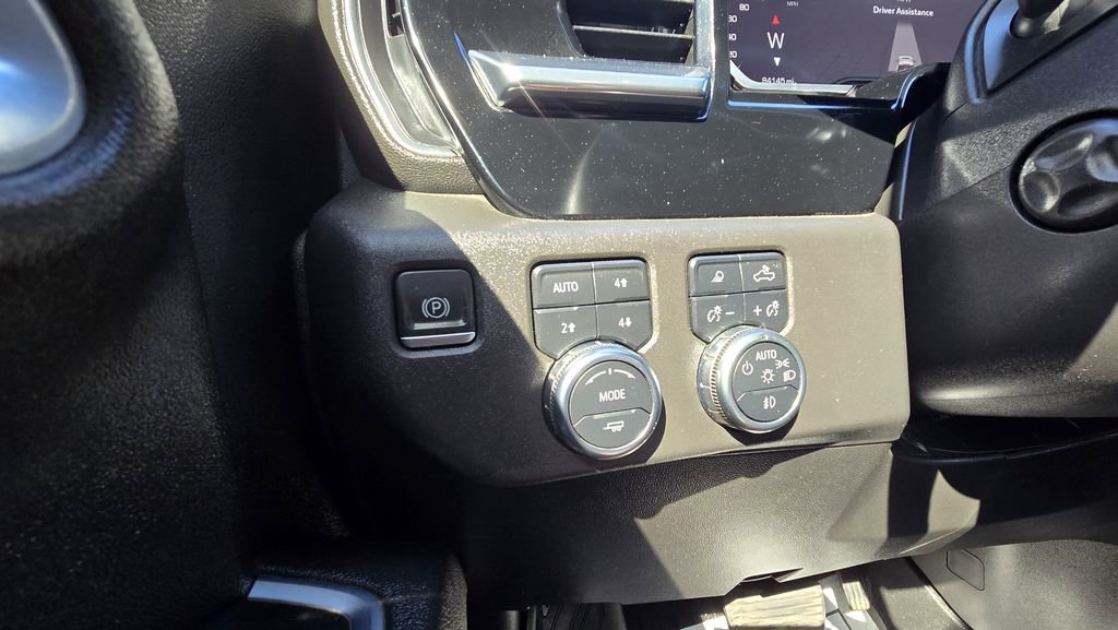 Used 2022 GMC Sierra 1500 SLT w/ SLT Premium Plus Package image 13