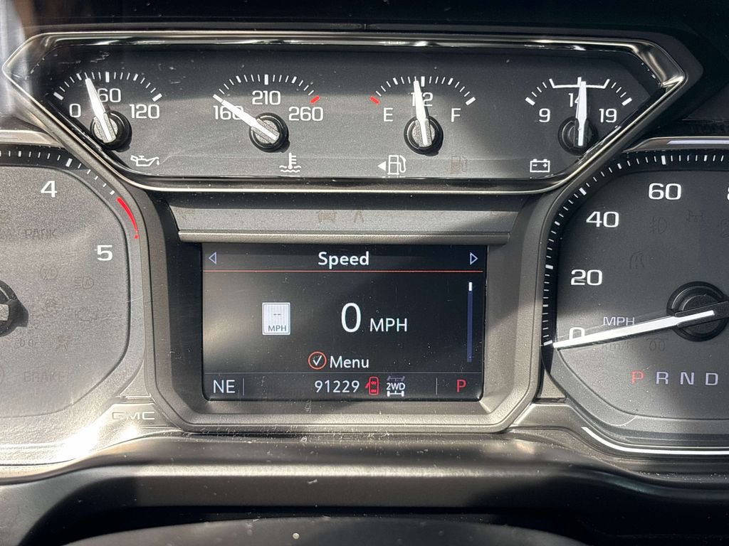 Used 2021 GMC Sierra 3500 SLT w/ SLT Premium Package image 22