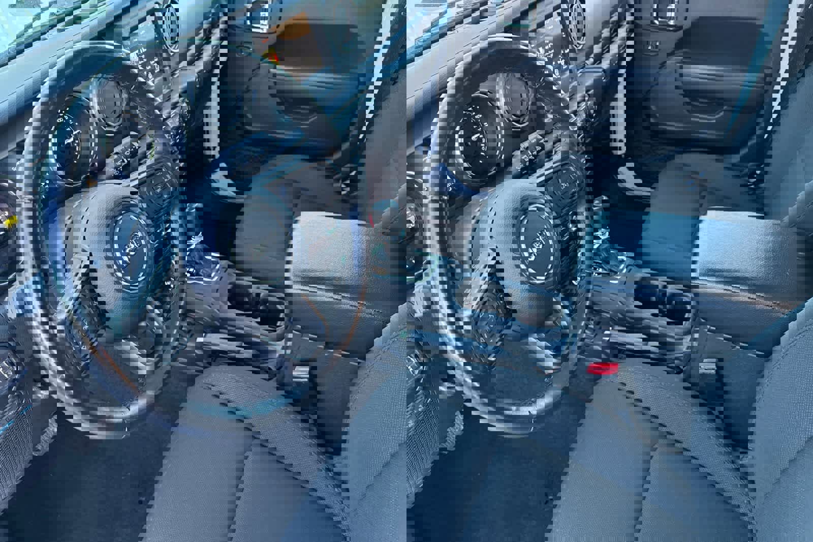 Used 2023 Jeep Wrangler Unlimited w/ Cold Weather Group image 11