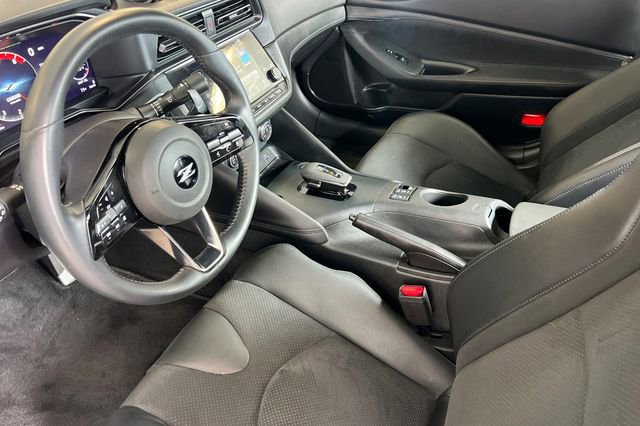 Used 2024 Nissan Z Performance w/ Floor Mat Package RWD image 11
