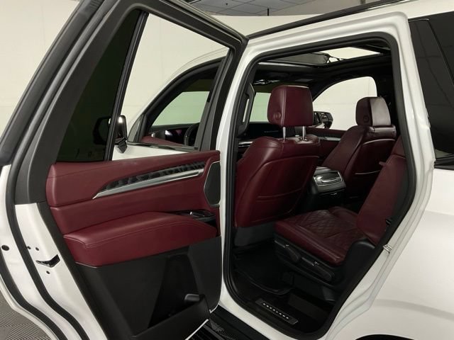 Certified 2025 Cadillac Escalade Sport w/ Touring Package AWD/4WD image 30
