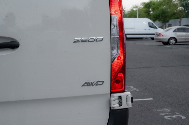 Used 2025 Mercedes-Benz Sprinter 2500 image 7