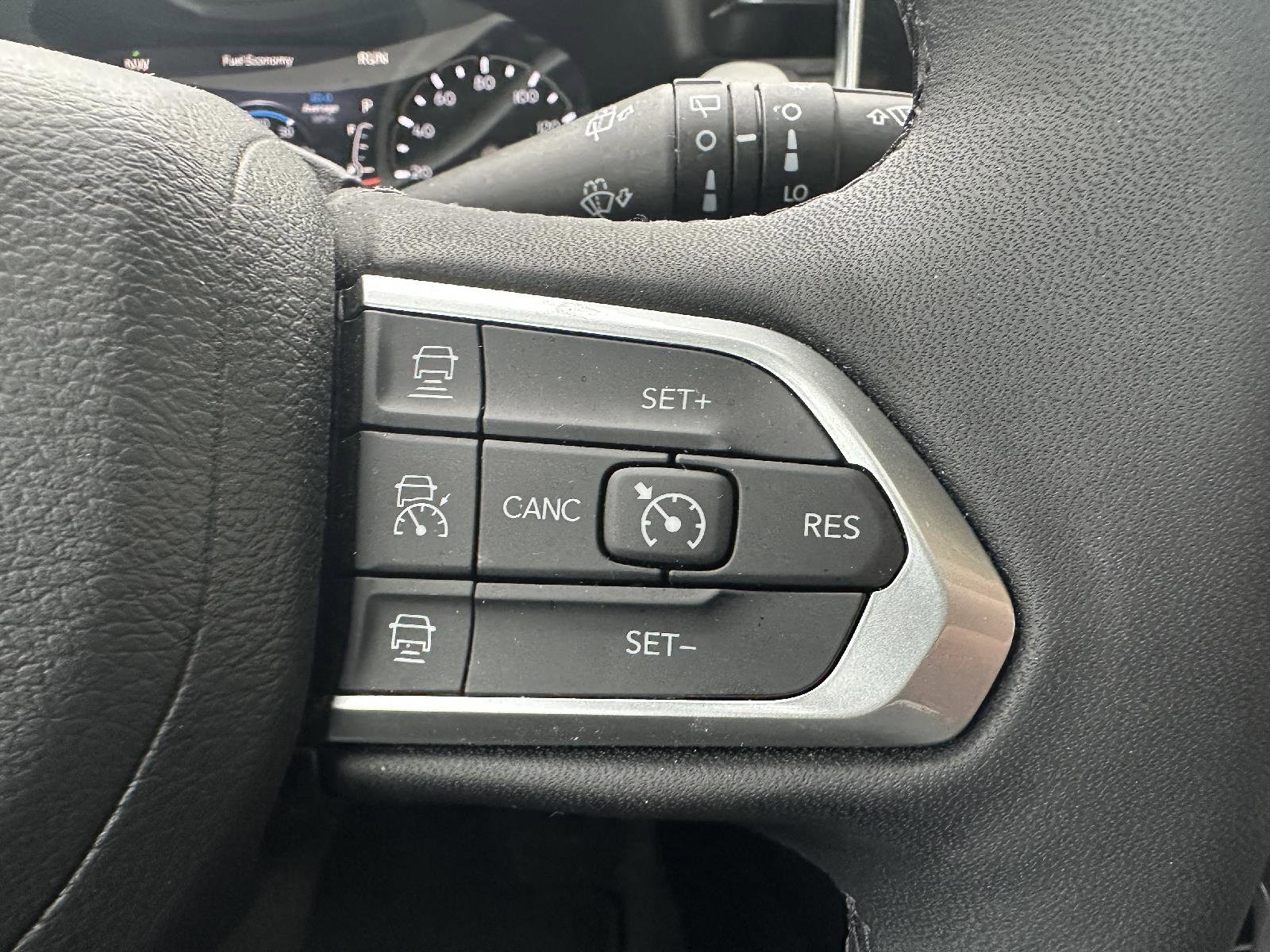 Used 2024 Jeep Compass Limited w/ Sun and Sound Group AWD/4WD image 20