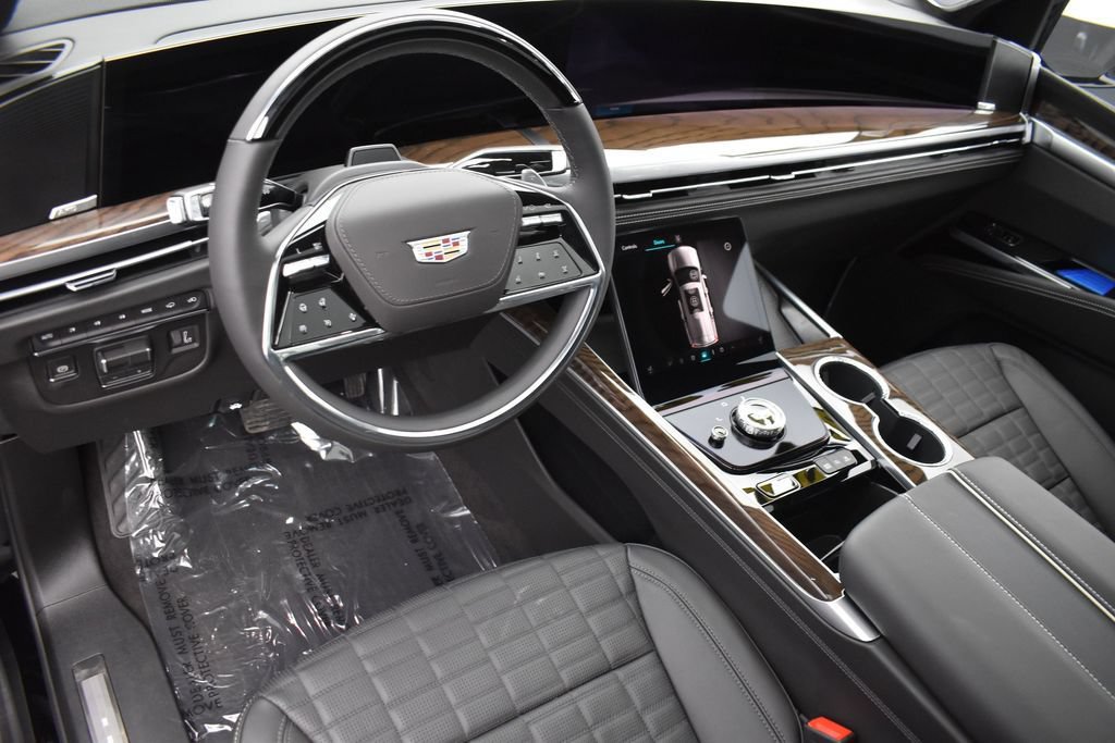Used 2026 Cadillac Escalade ESV Platinum Sport w/ LPO, Floor Liner Package AWD/4WD image 11