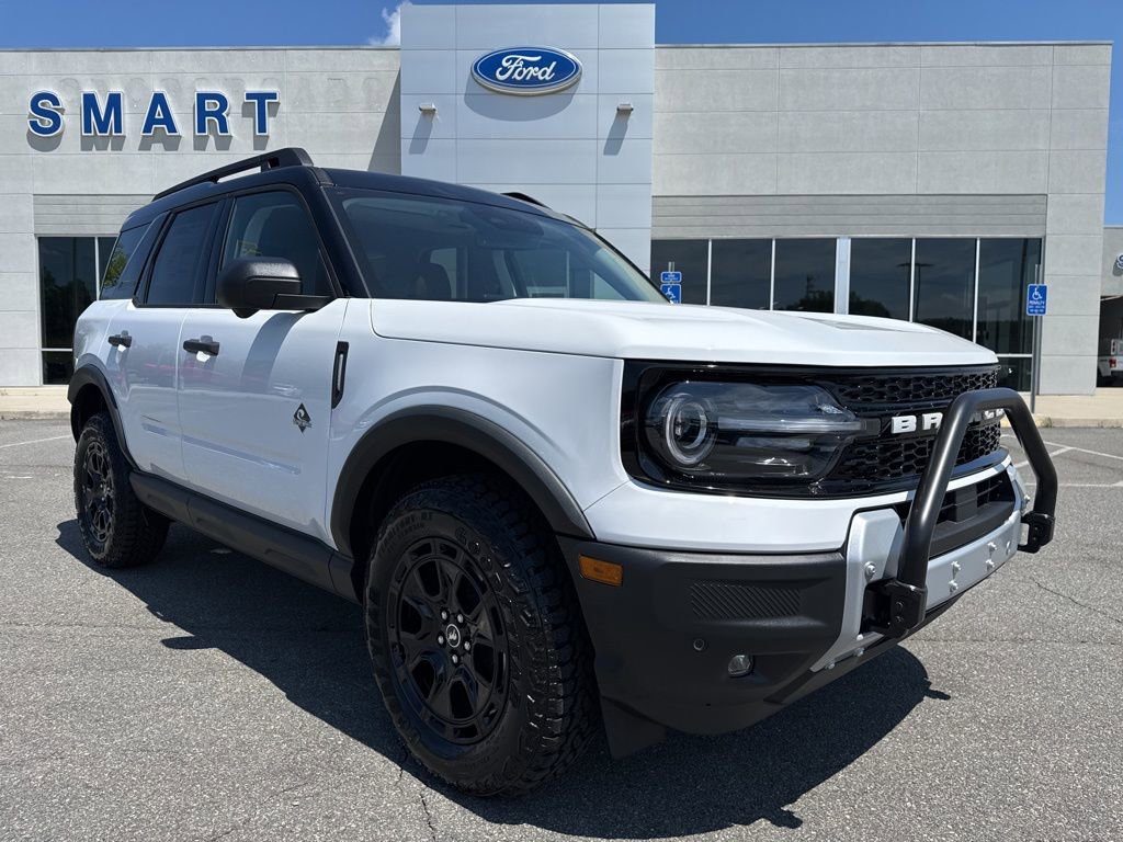 New 2025 Ford Bronco Sport Outer Banks w/ Sasquatch Outer Banks Package image 1