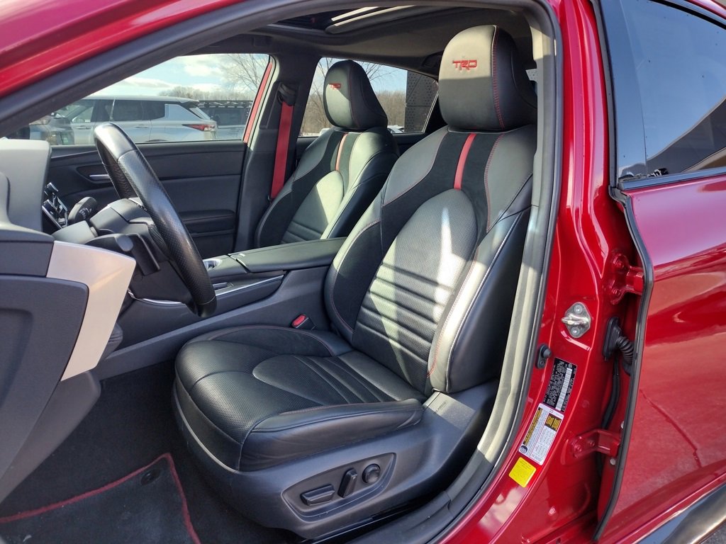 Used 2020 Toyota Avalon TRD image 9