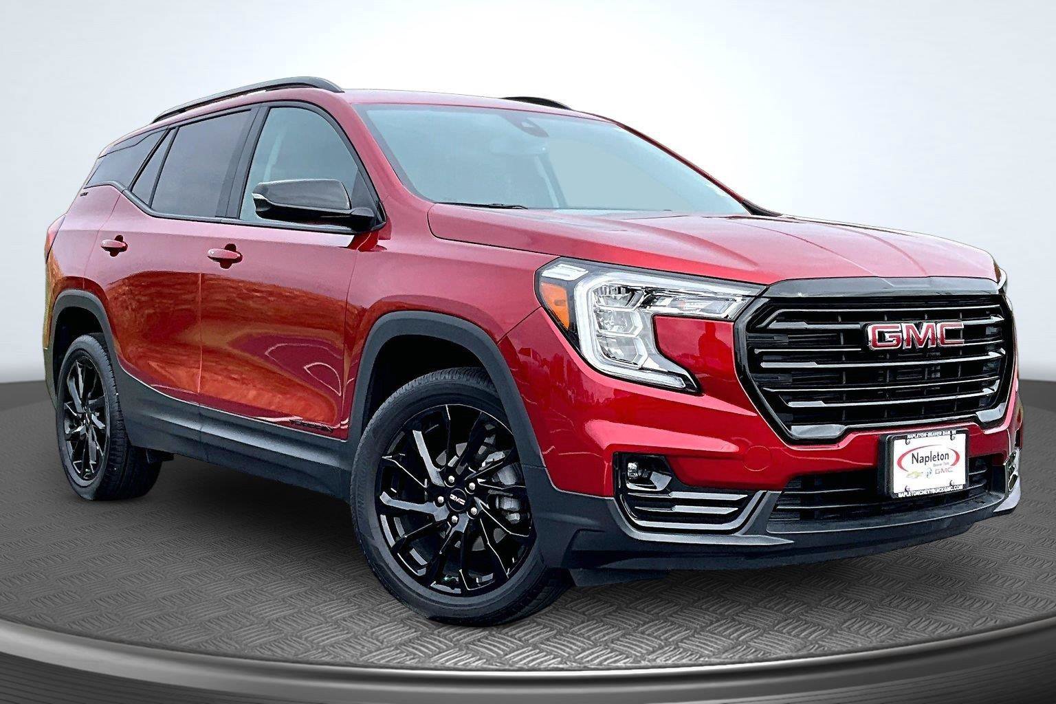 Used 2023 GMC Terrain SLT w/ Elevation Edition AWD/4WD image 13