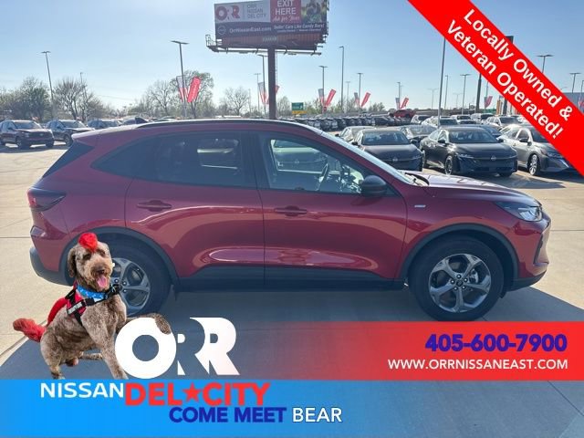 Used 2025 Ford Escape ST-Line image 6