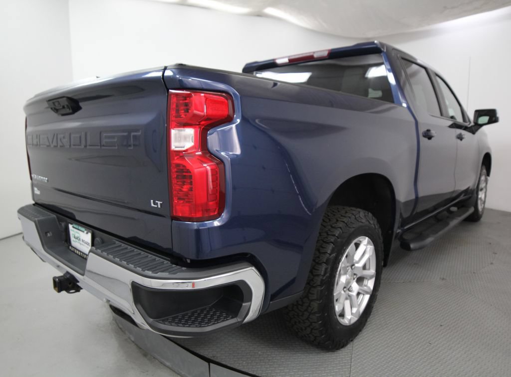 Used 2023 Chevrolet Silverado 1500 LT AWD/4WD image 9