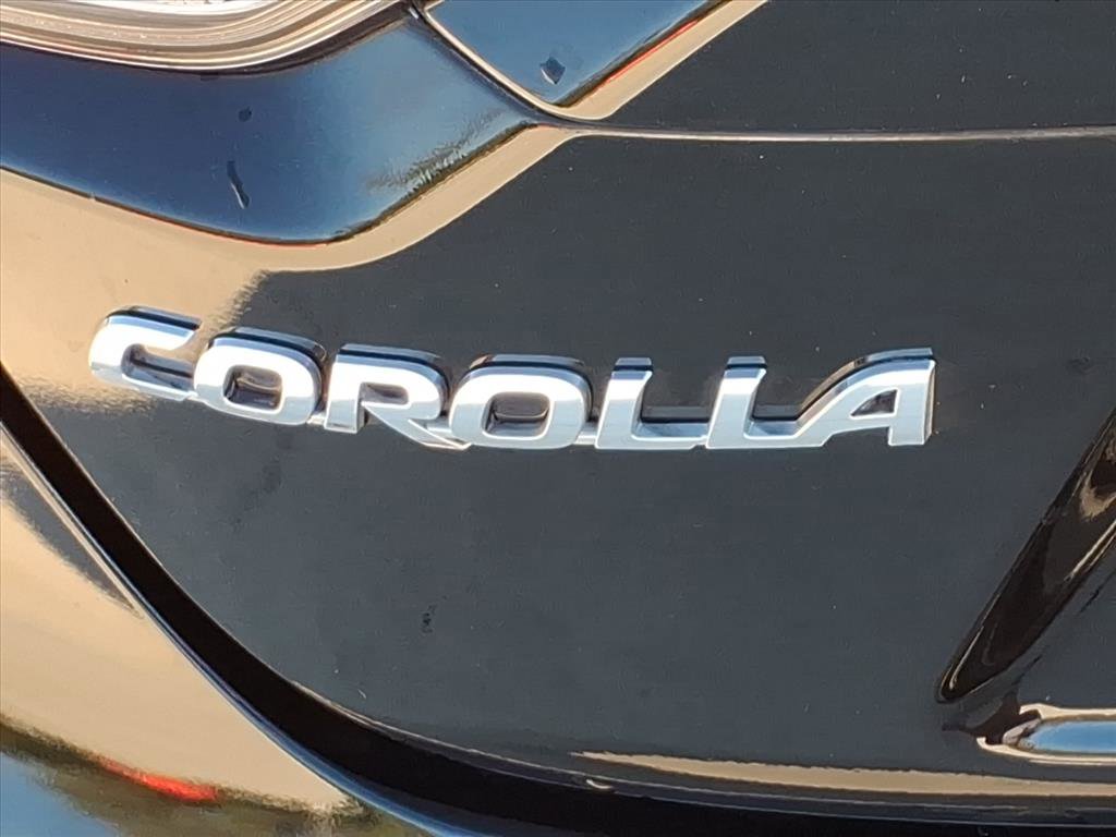 Used 2023 Toyota Corolla LE image 13