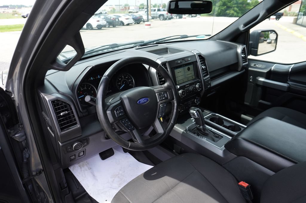 Used 2018 Ford F150 XLT w/ Equipment Group 302A Luxury AWD/4WD image 24
