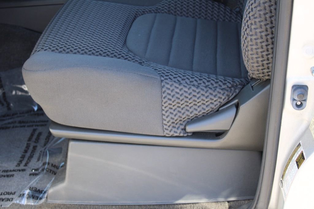 Used 2017 Nissan Frontier SV image 14