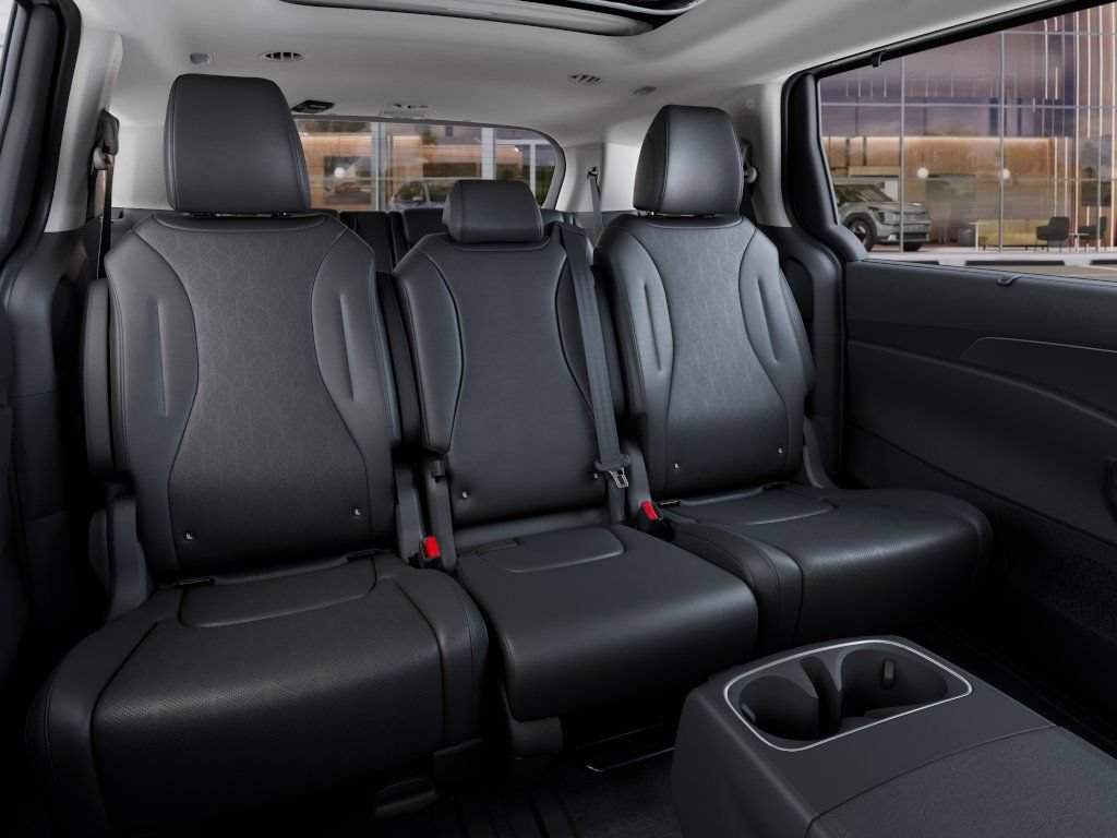 New 2027 Kia Carnival SX FWD image 16