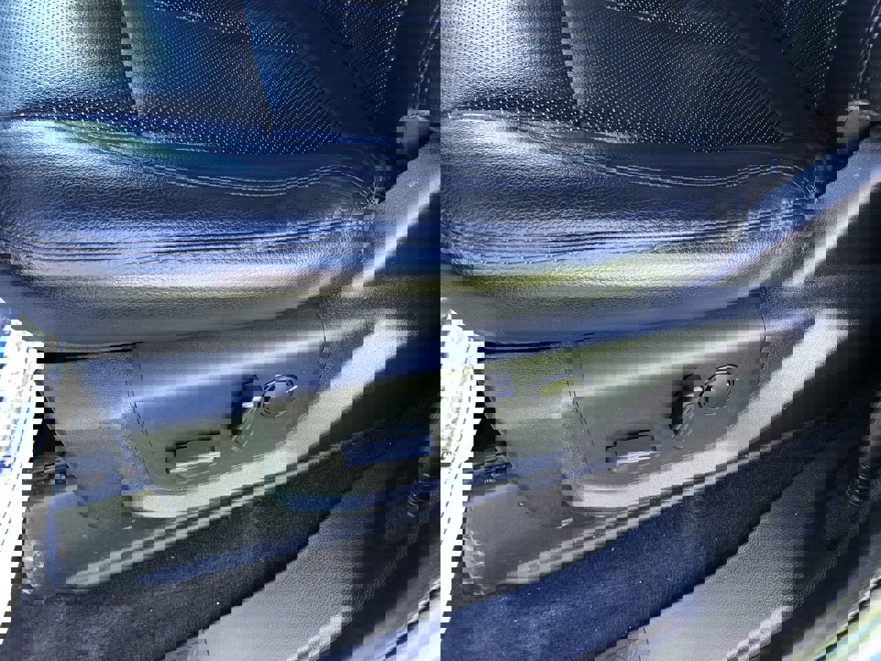 Used 2020 Ford Expedition XLT w/ Equipment Group 202A image 16