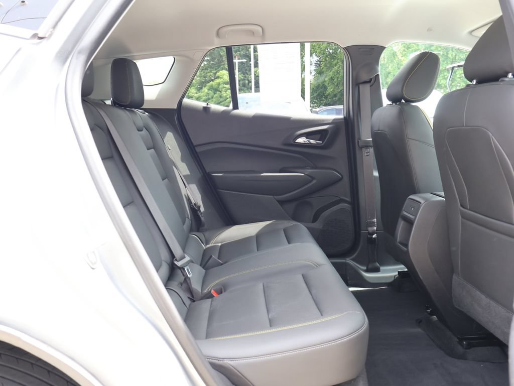 Certified 2024 Chevrolet Trax ACTIV FWD image 29