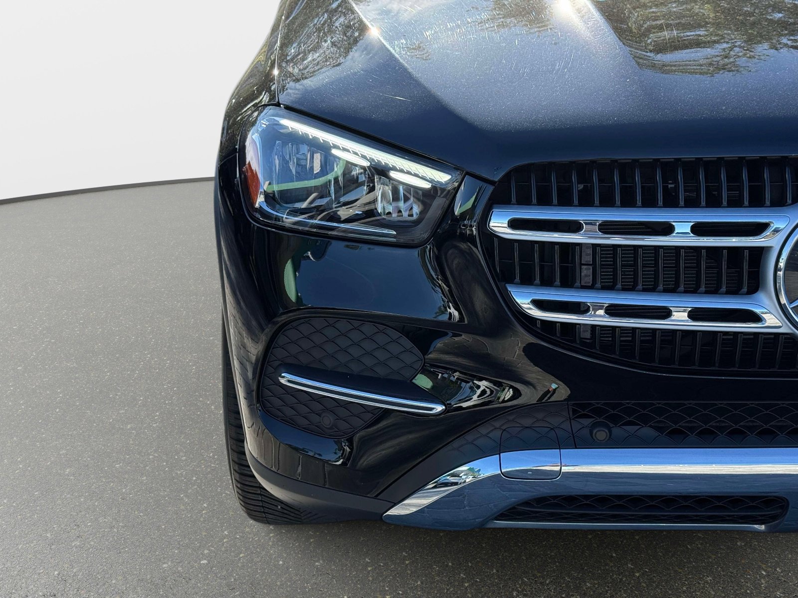 Used 2024 Mercedes-Benz GLE 350 4MATIC image 9