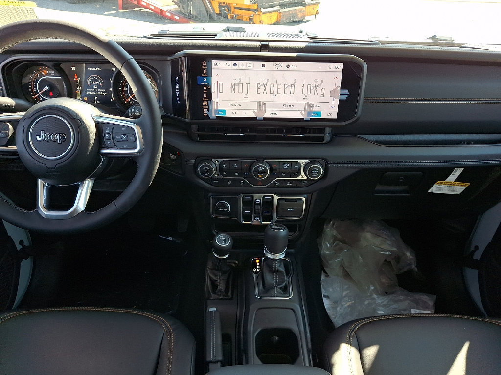 New 2027 Jeep Wrangler Unlimited Sahara AWD/4WD image 11