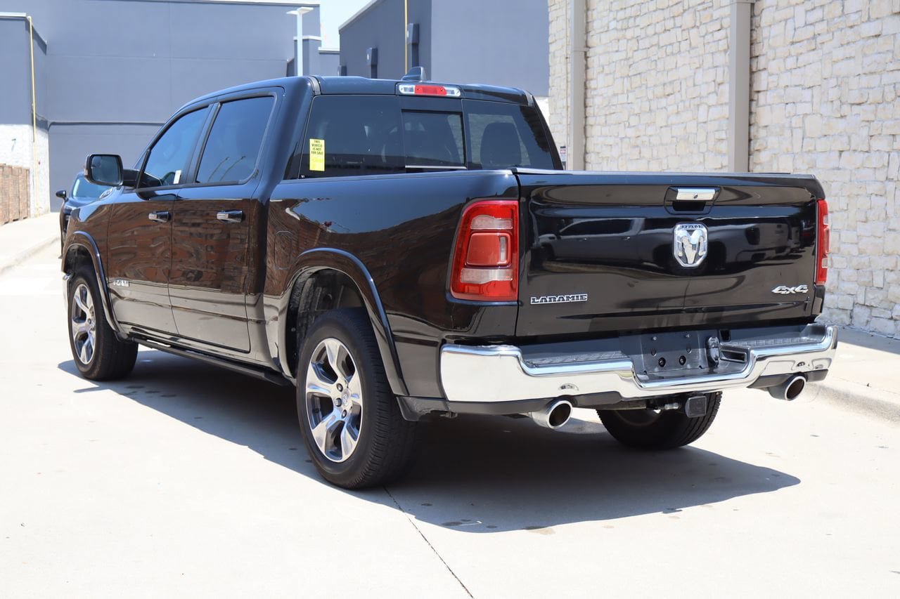 Used 2022 RAM 1500 Laramie AWD/4WD image 3
