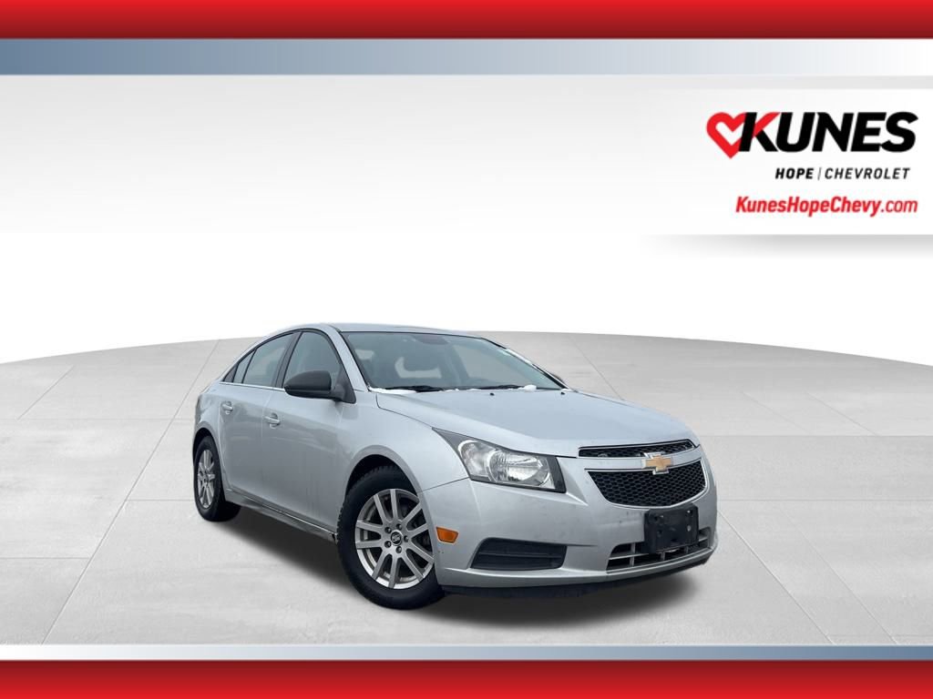 Used 2012 Chevrolet Cruze LS image 1