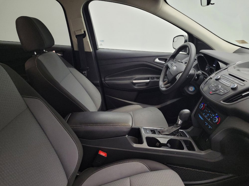 Used 2017 Ford Escape SE image 21