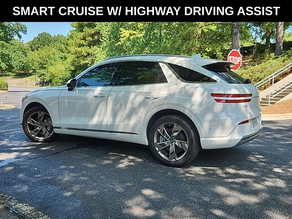Used 2025 Genesis Electrified GV70 AWD/4WD image 3