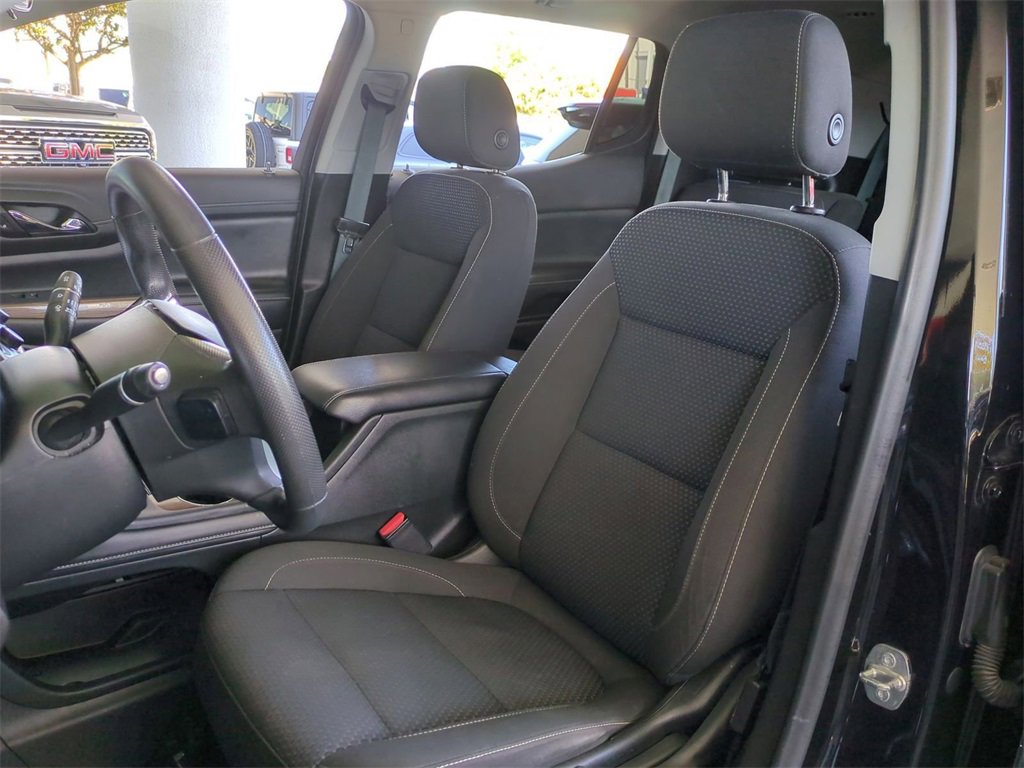 Certified 2022 GMC Acadia SLE w/ Elevation Edition image 12