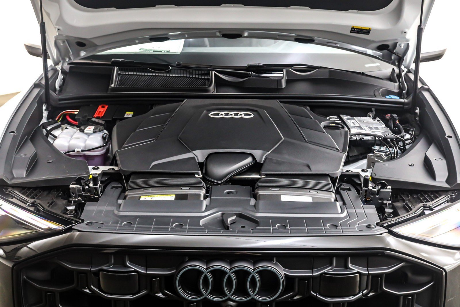 New 2026 Audi Q8 Premium Plus AWD/4WD image 11