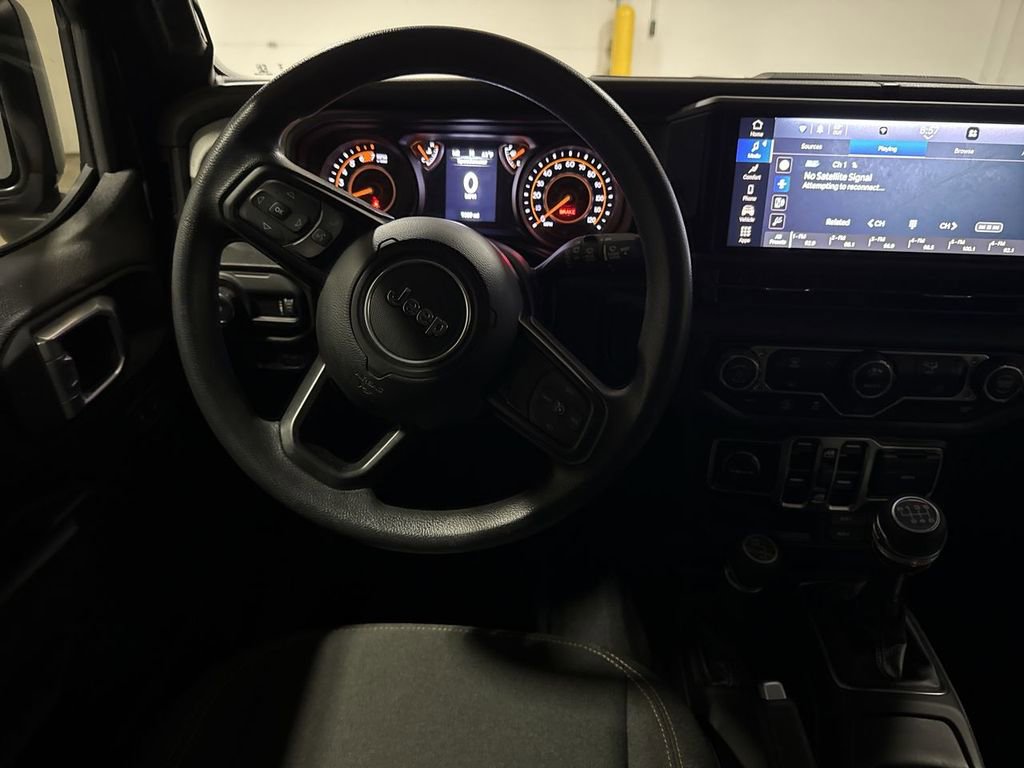 Used 2025 Jeep Wrangler Sport image 11