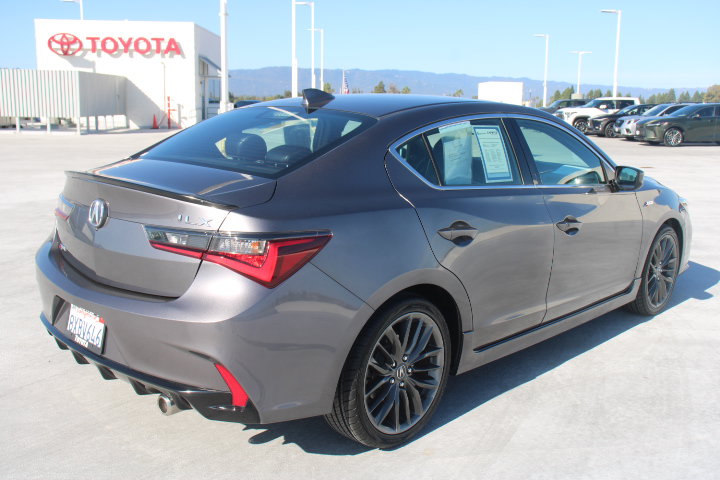 Used 2020 Acura ILX w/ Premium & A-SPEC Package FWD image 3