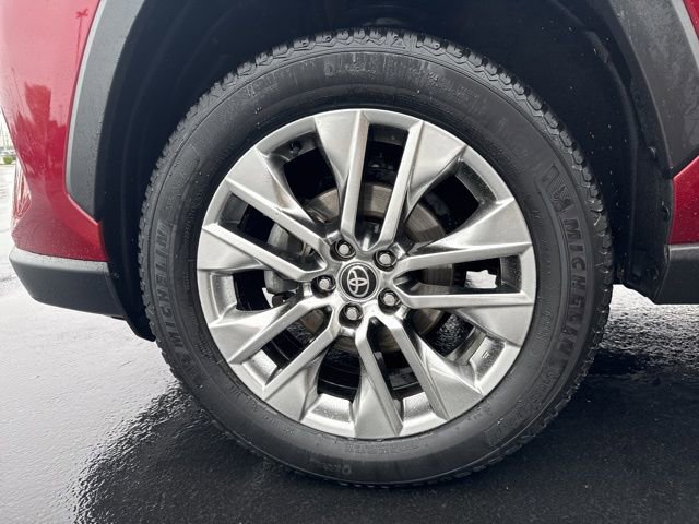 Used 2021 Toyota RAV4 Limited AWD/4WD image 12