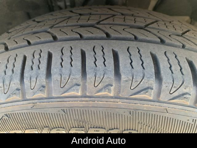 Used 2022 Toyota Highlander XLE image 11