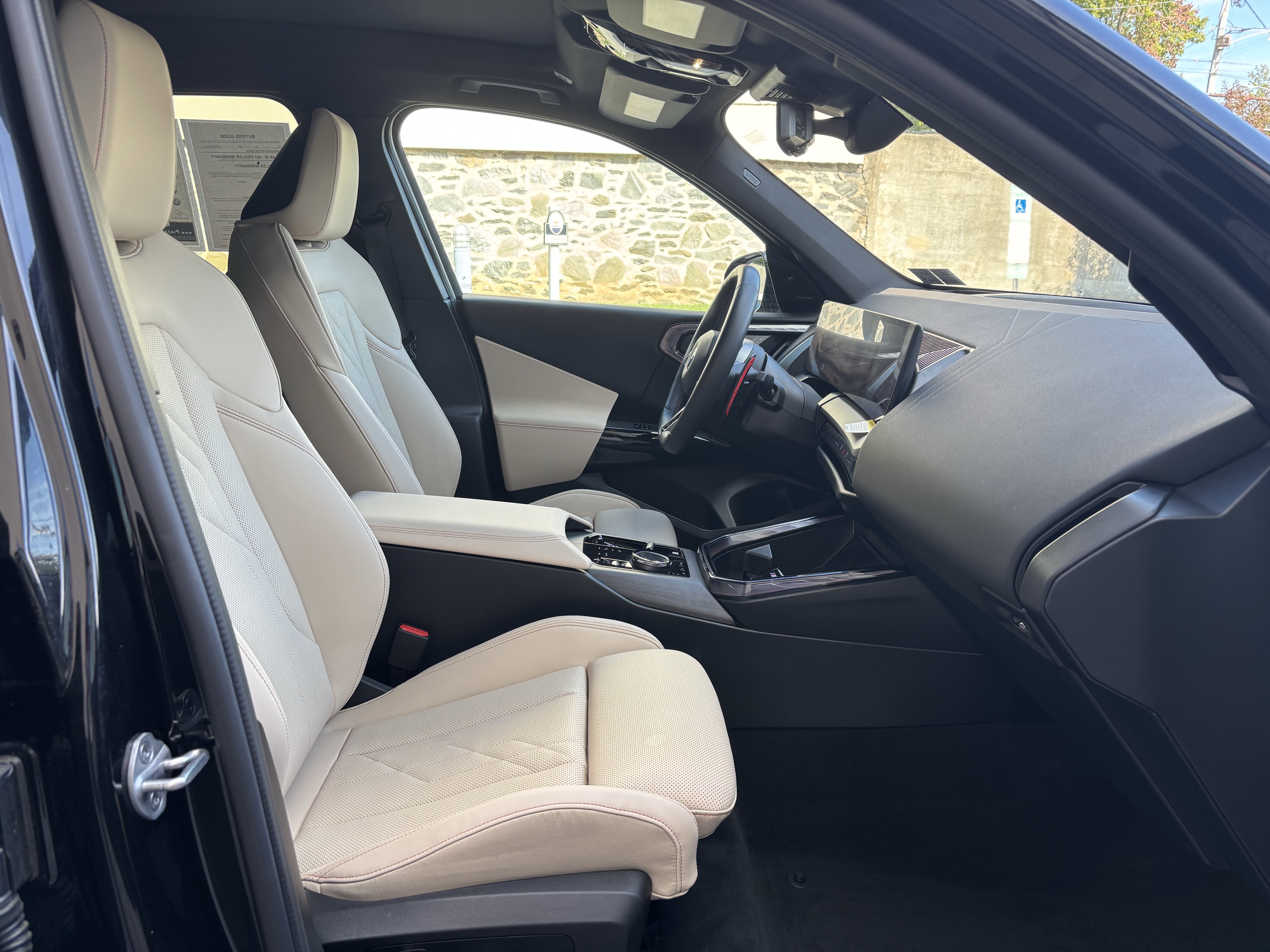 Used 2025 BMW X3 M50 w/ Premium Package image 25