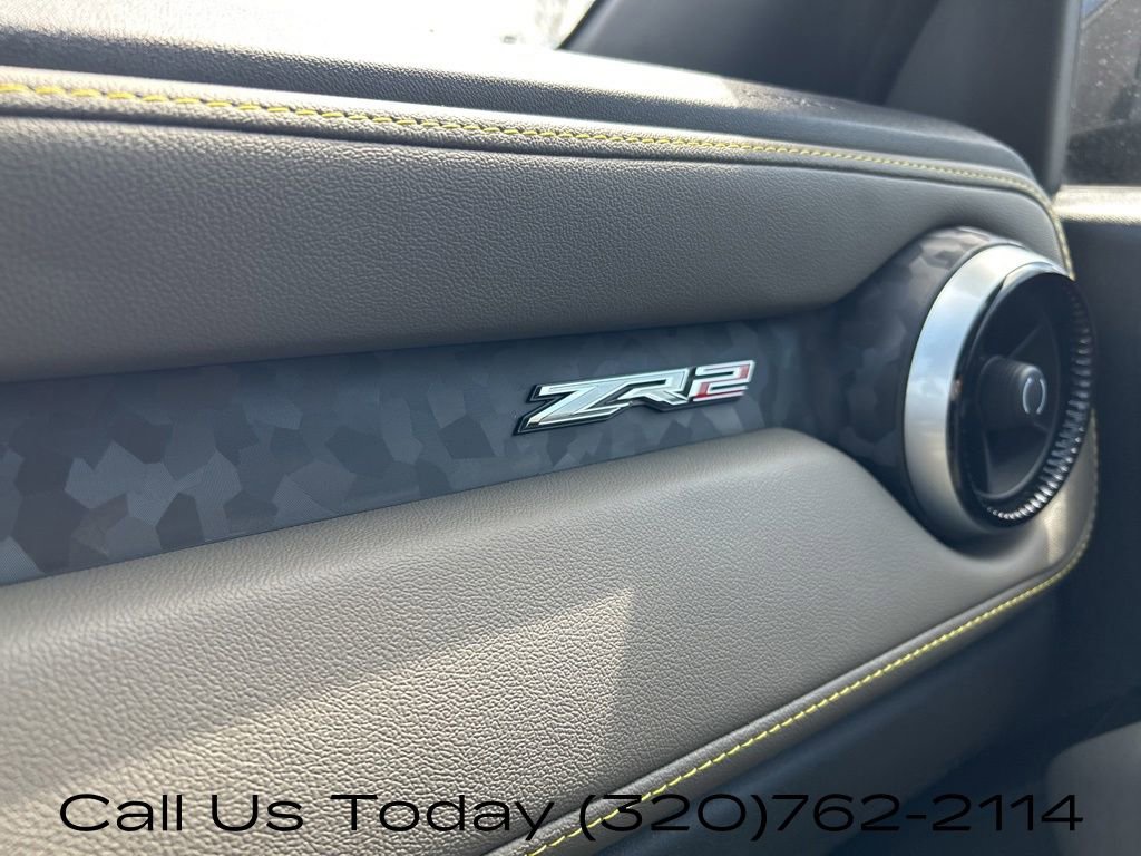 Certified 2025 Chevrolet Colorado ZR2 w/ Technology Package AWD/4WD image 33