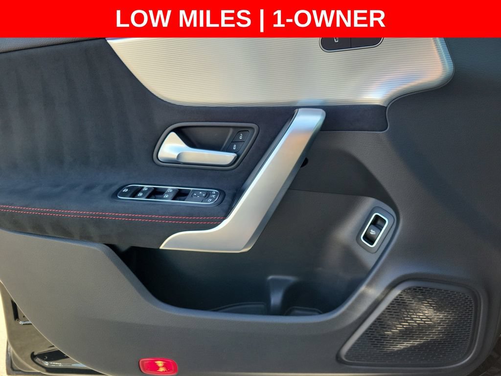 Used 2022 Mercedes-Benz CLA 250 image 21