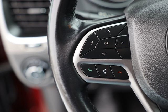 Used 2021 Jeep Cherokee Latitude Lux w/ Comfort/Convenience Group image 18