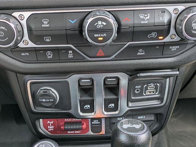 Certified 2025 Jeep Wrangler Sport AWD/4WD image 14