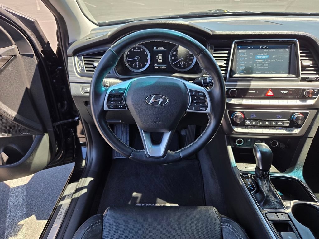 Used 2019 Hyundai Sonata Limited w/ Ultimate Package 04 FWD image 12