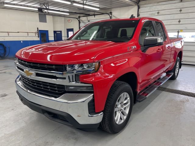 Used 2022 Chevrolet Silverado 1500 LT w/ Z71 Off-Road Package image 2