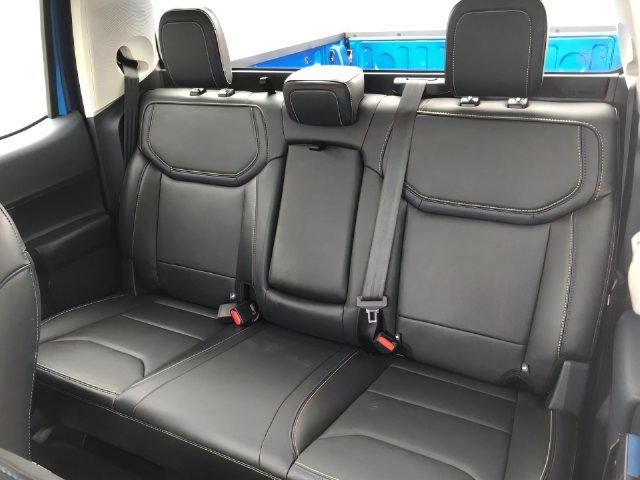 Certified 2025 Ford Maverick Lobo AWD/4WD image 15
