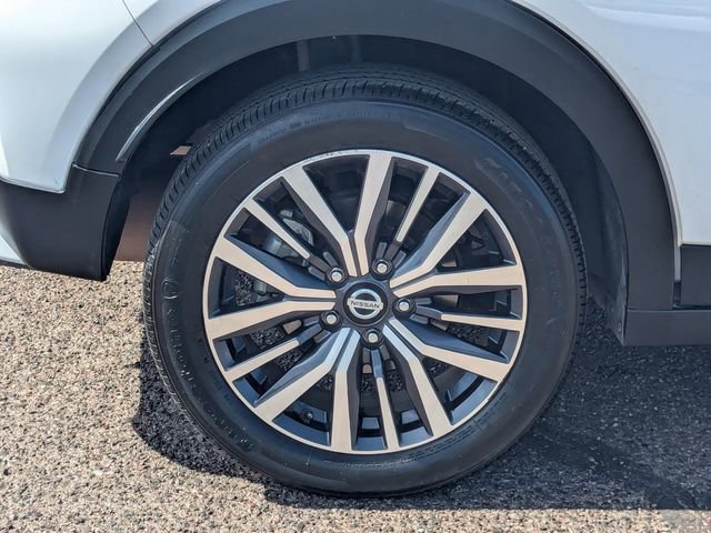 Used 2021 Nissan Kicks SV image 9