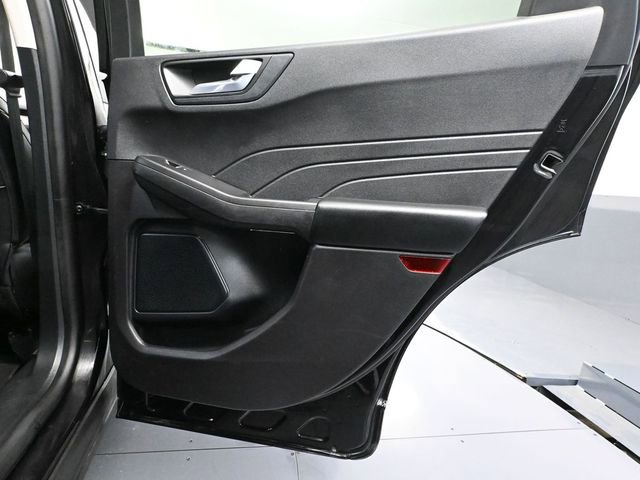 Used 2021 Ford Escape SEL image 40