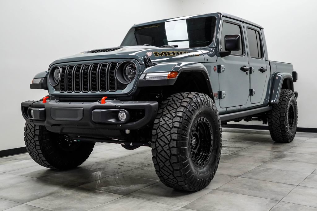 Used 2024 Jeep Gladiator Mojave AWD/4WD image 7