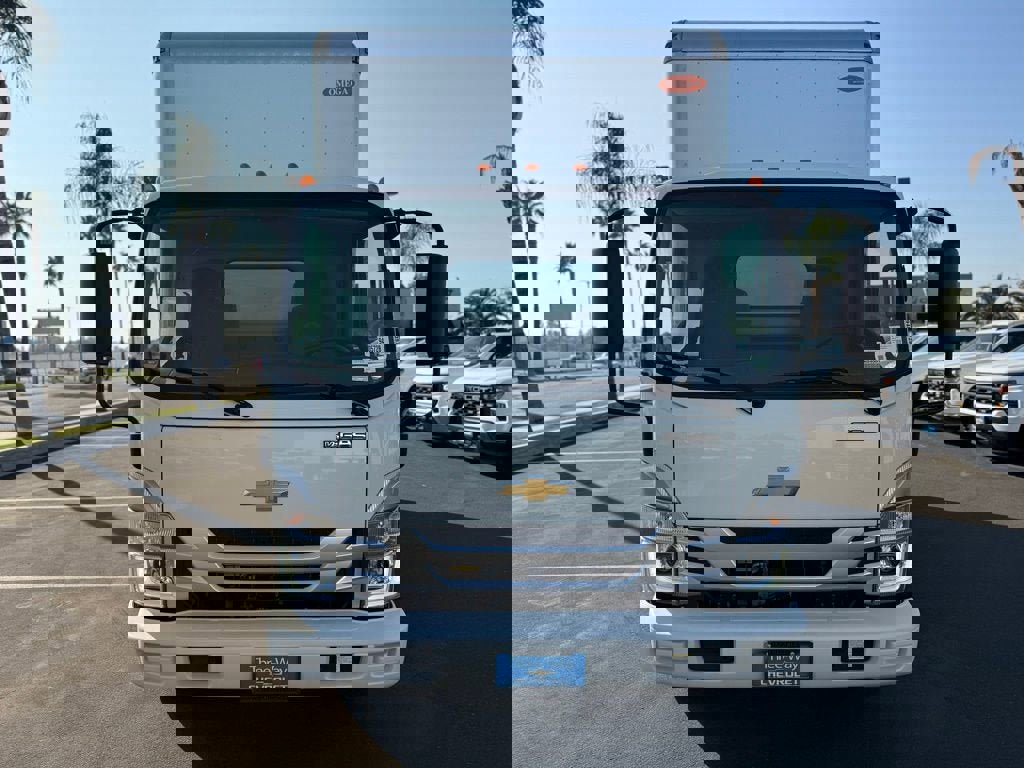 New 2024 Chevrolet Low Cab Forward image 5