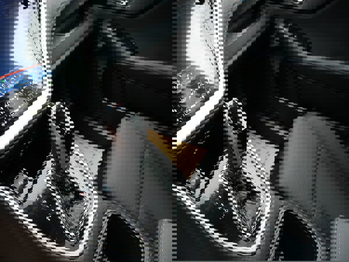 Used 2020 Subaru Outback Premium image 14