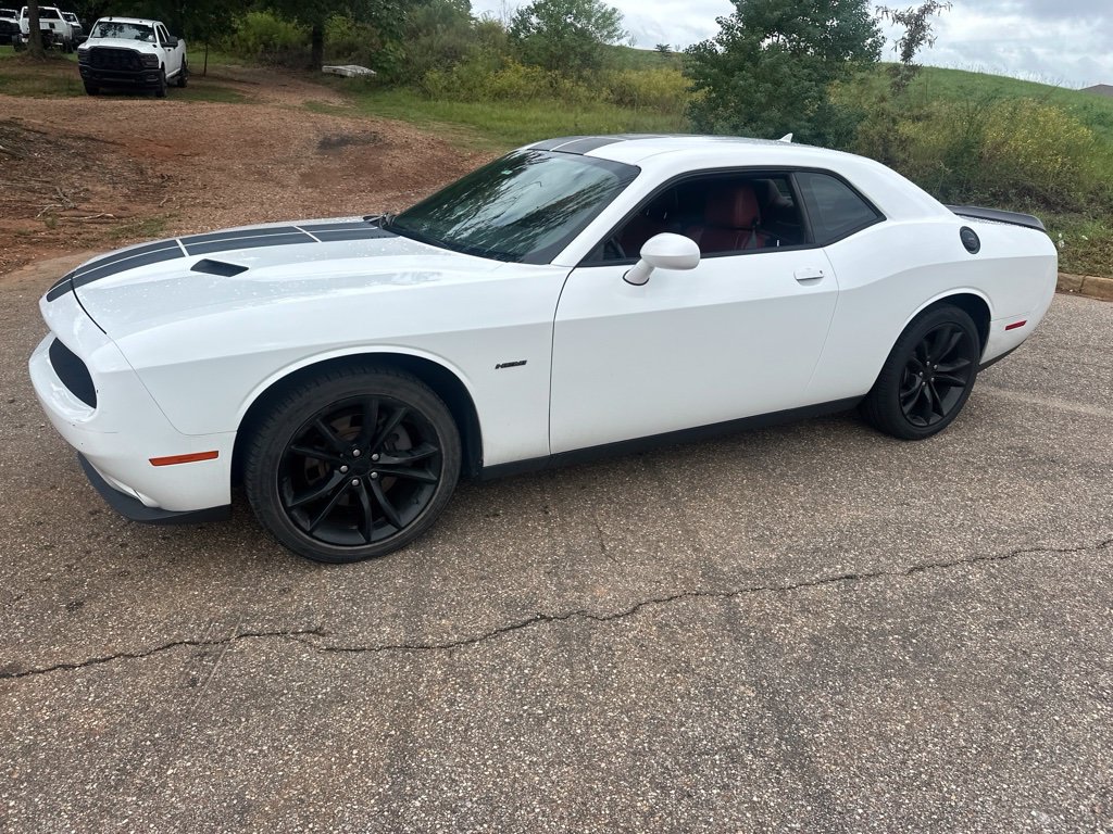 Used 2016 Dodge Challenger R/T w/ Blacktop Package RWD image 5