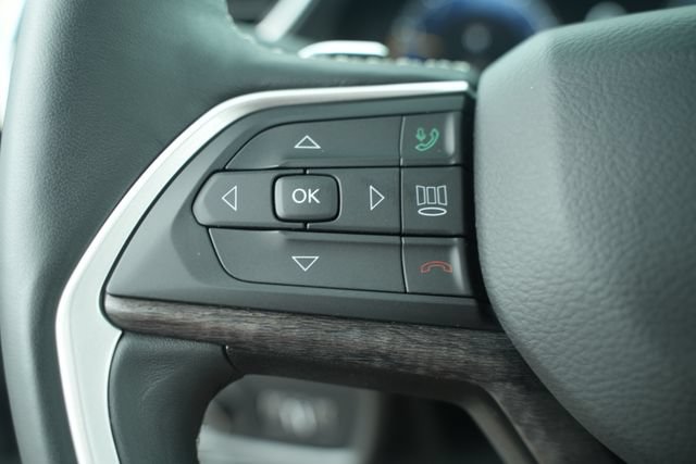 Used 2021 Jeep Grand Cherokee L Limited AWD/4WD image 35