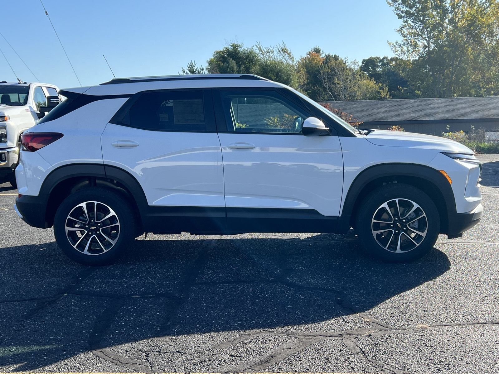 New 2026 Chevrolet TrailBlazer LT w/ Convenience Package AWD/4WD image 42