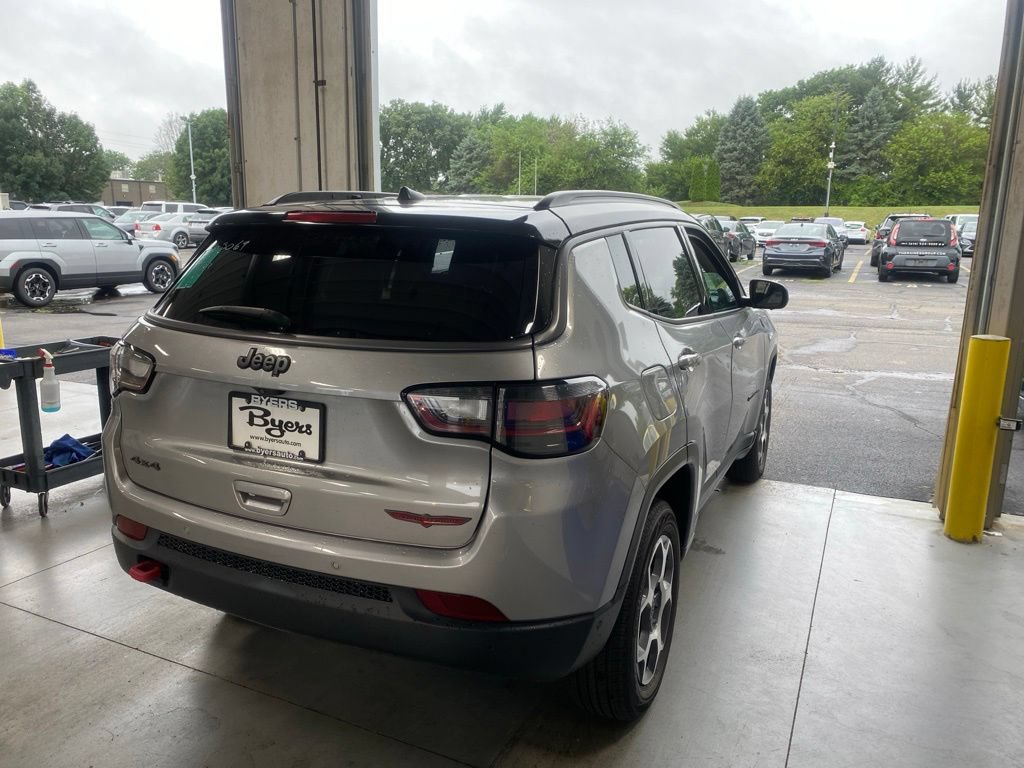 Used 2022 Jeep Compass Trailhawk w/ Trailhawk Elite Group AWD/4WD image 4