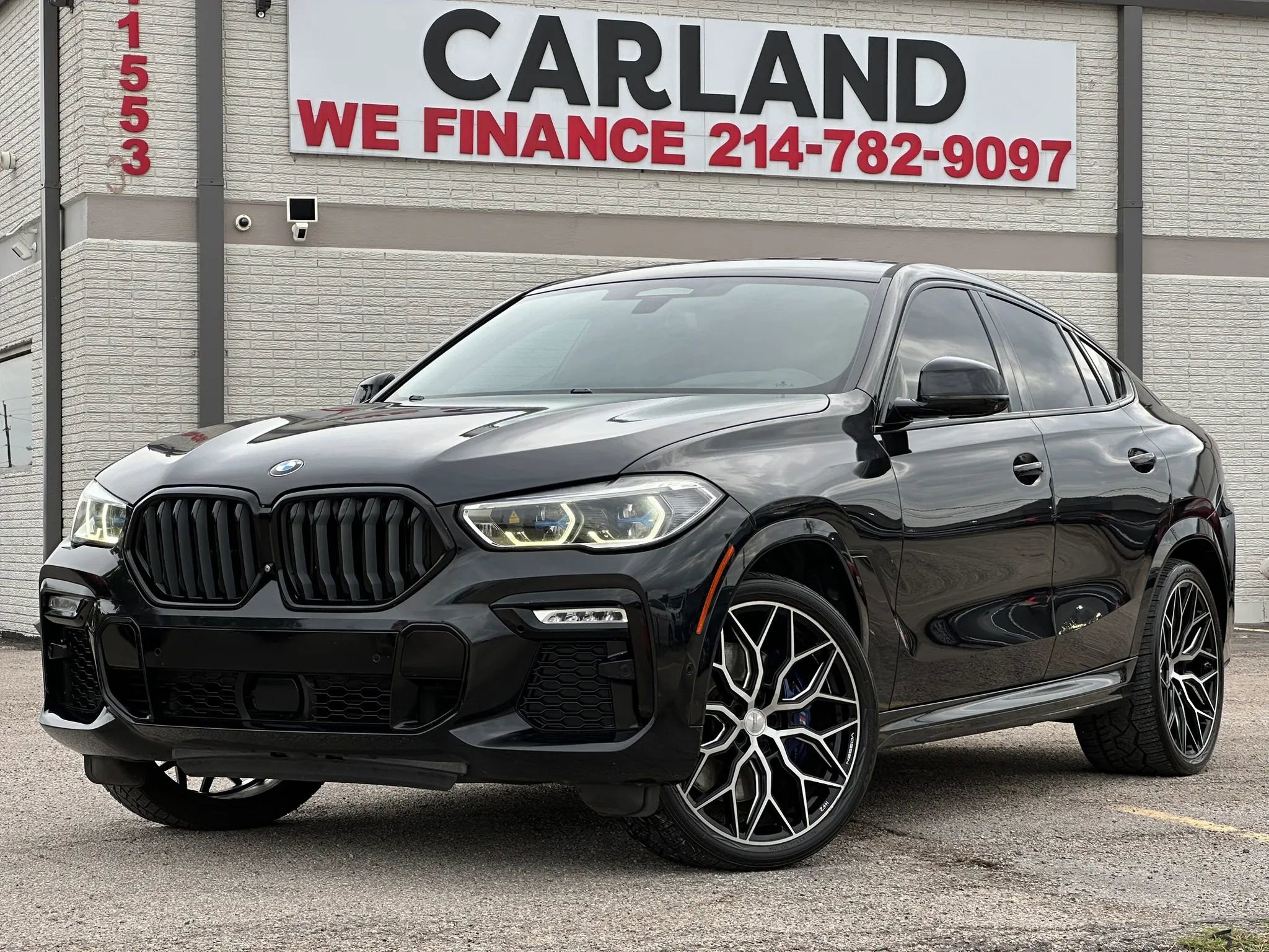 Used 2020 BMW X6 M50i w/ Executive Package AWD/4WD image 1